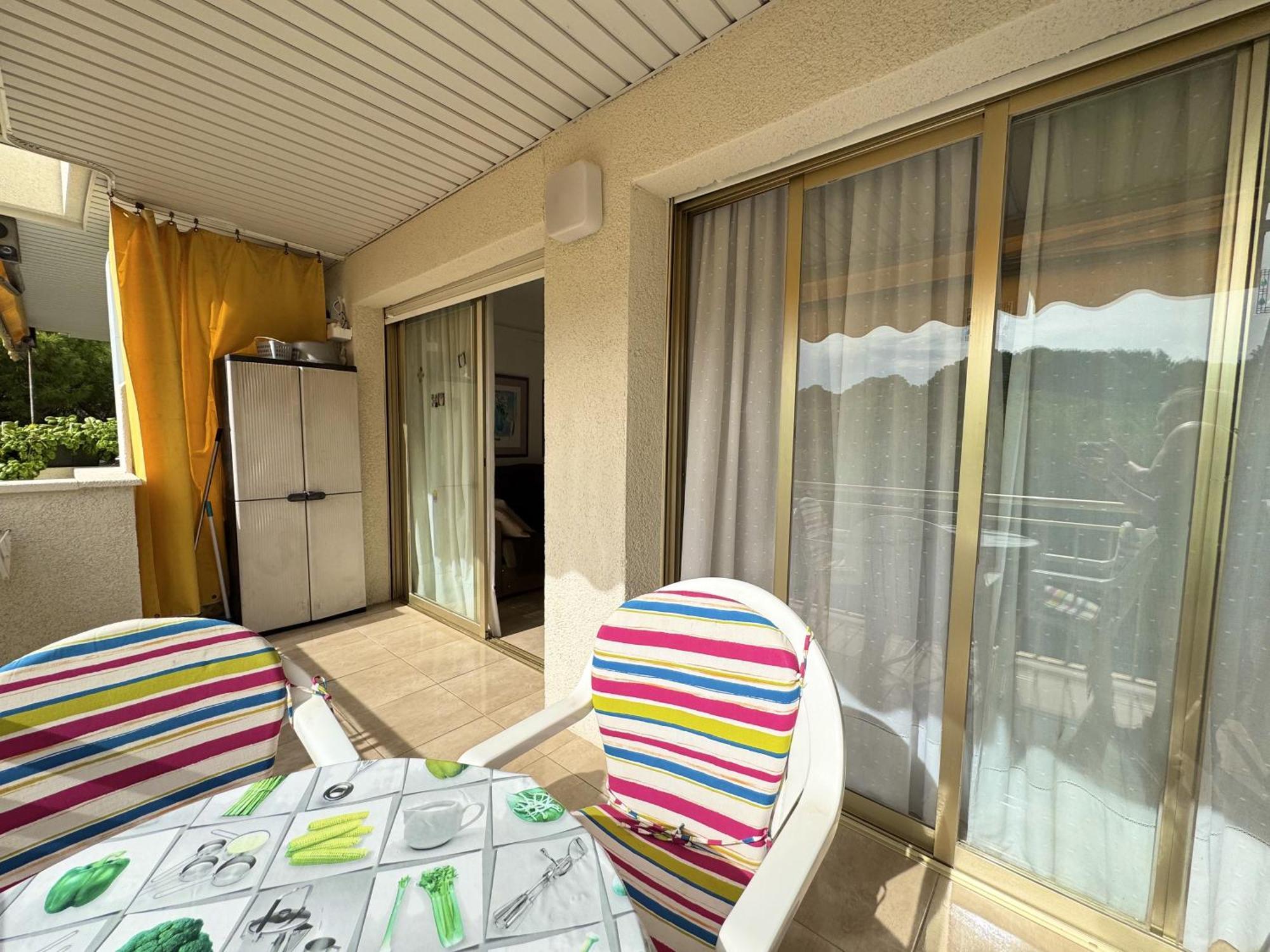 Apartsalou Penedes Exterior foto